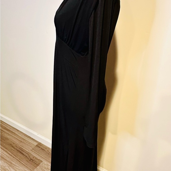 Veronique long classic black dresse, plunging neckline and slits on side. Size L - Picture 3 of 4